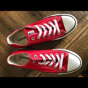 Red Converse